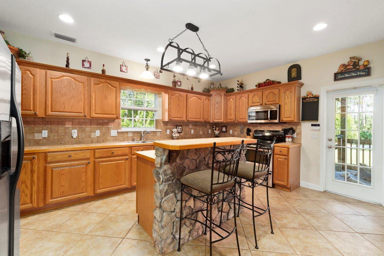 405 SE Salerno Road