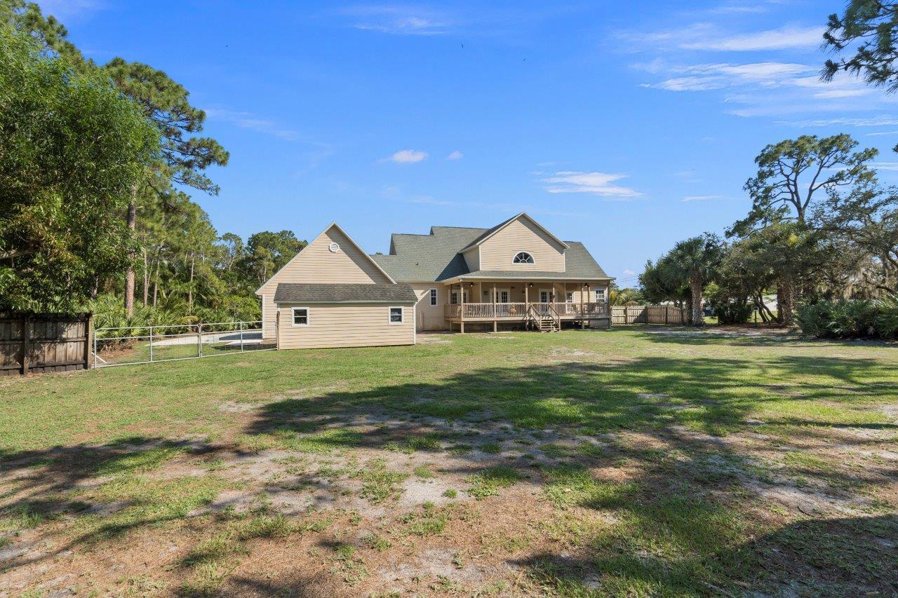 405 SE Salerno Road