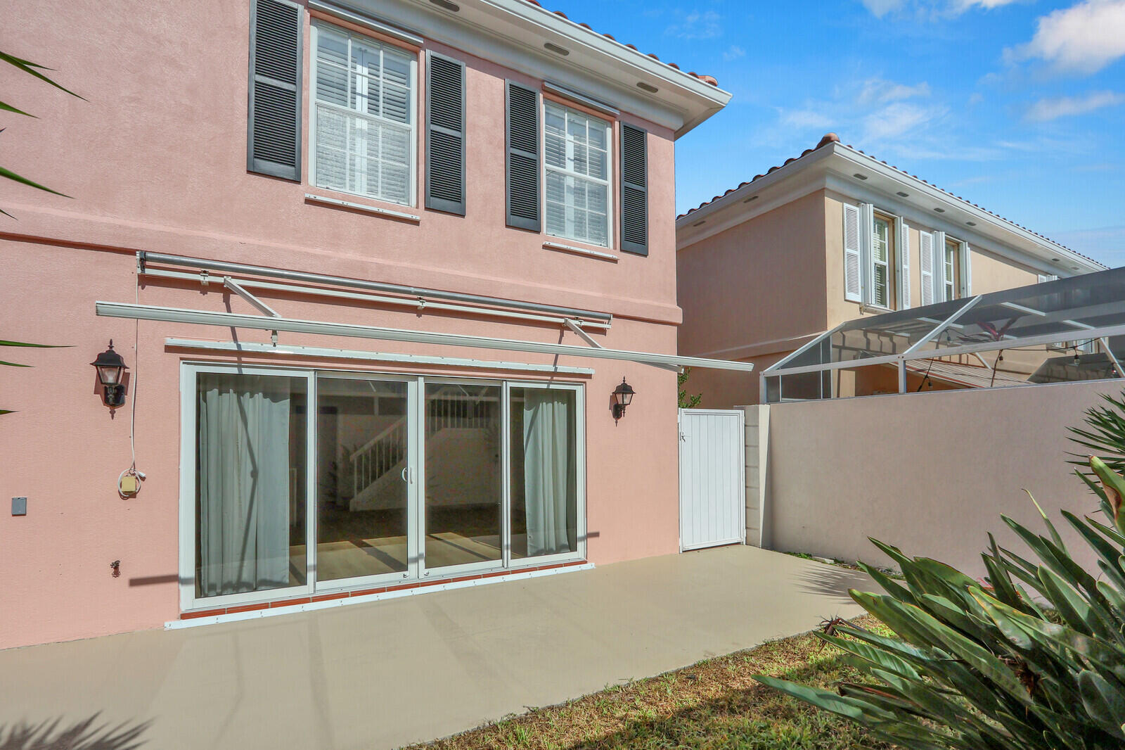 28 Live Oak Circle