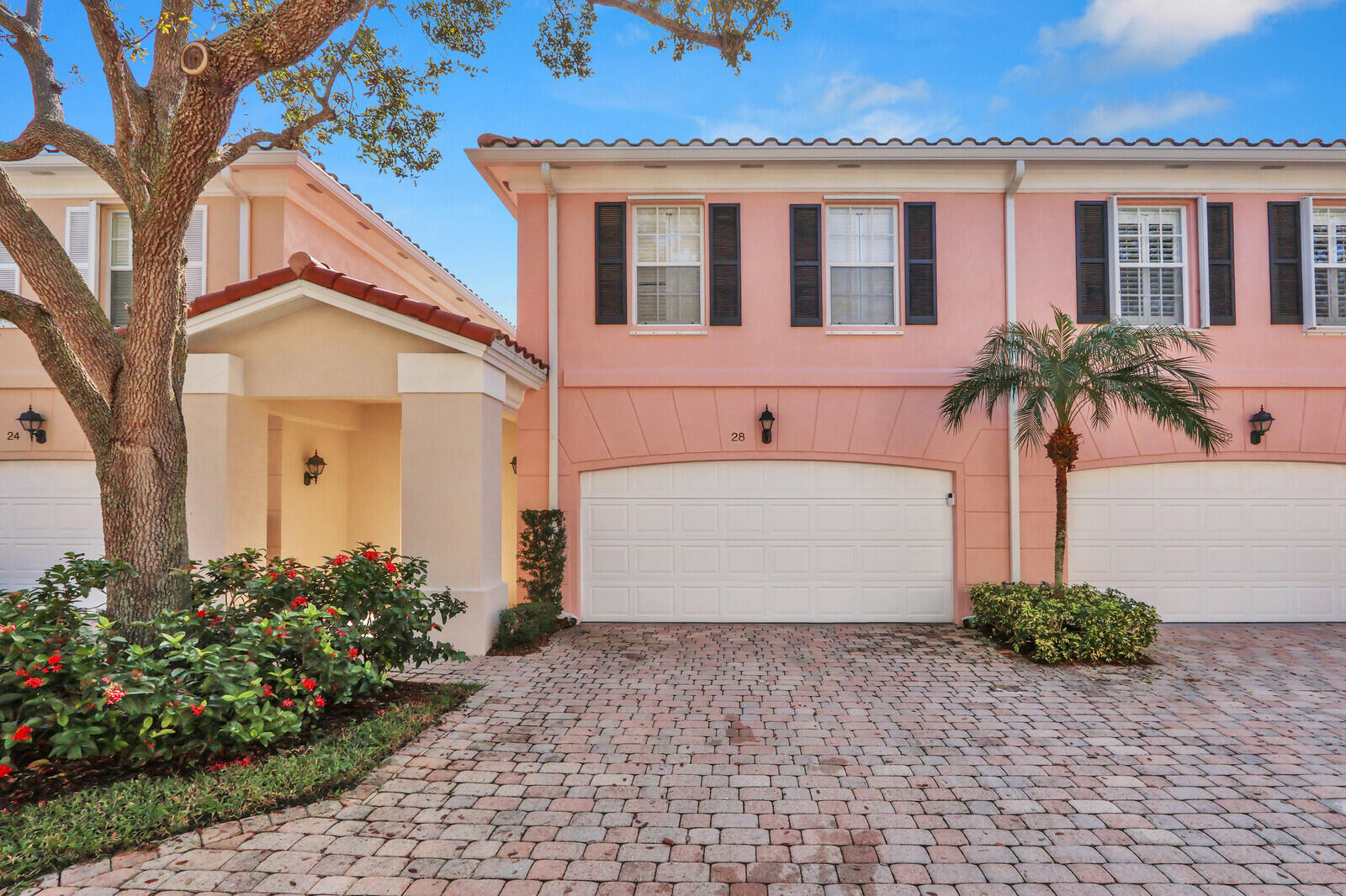 28 Live Oak Circle