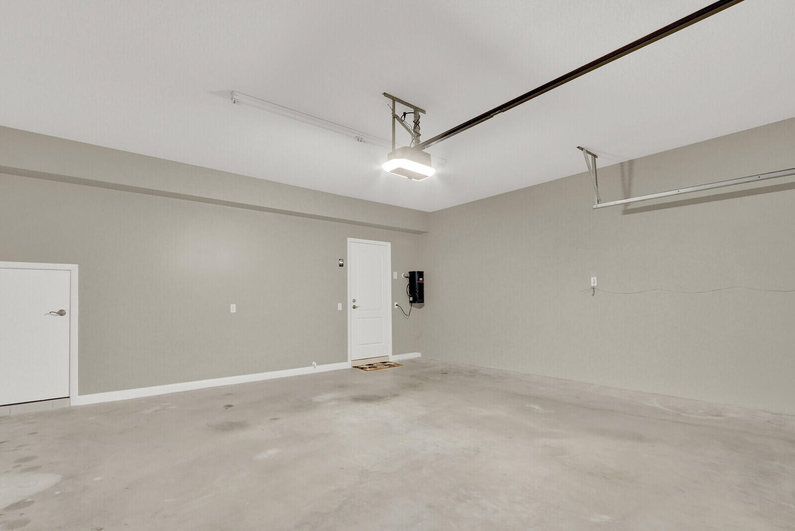 28 Live Oak Circle