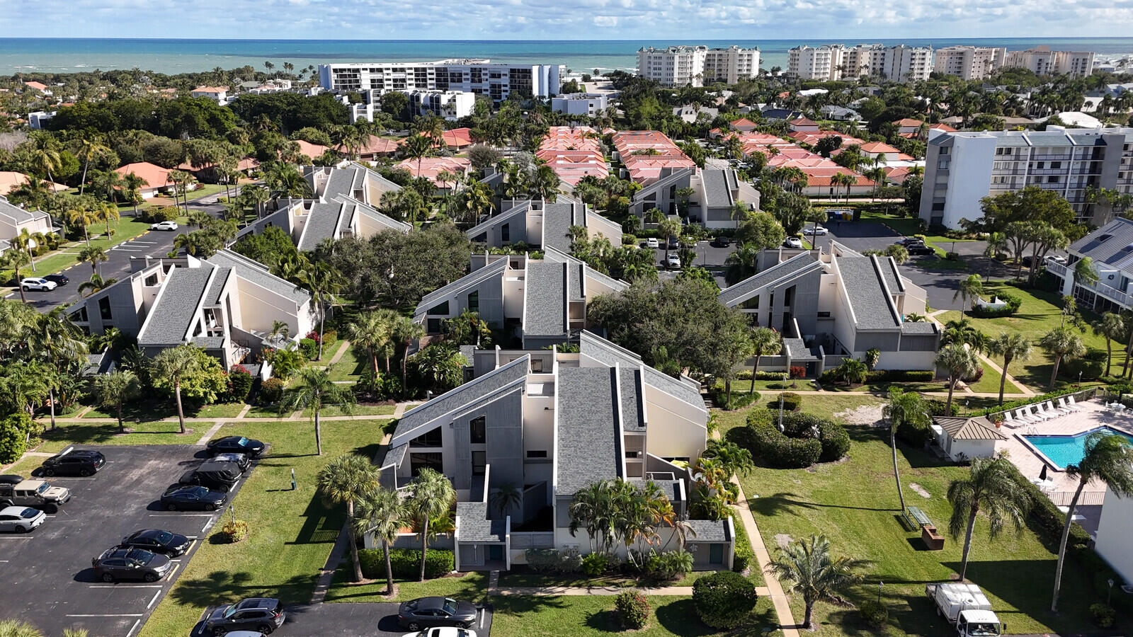 1605 S Us Highway 1 11c