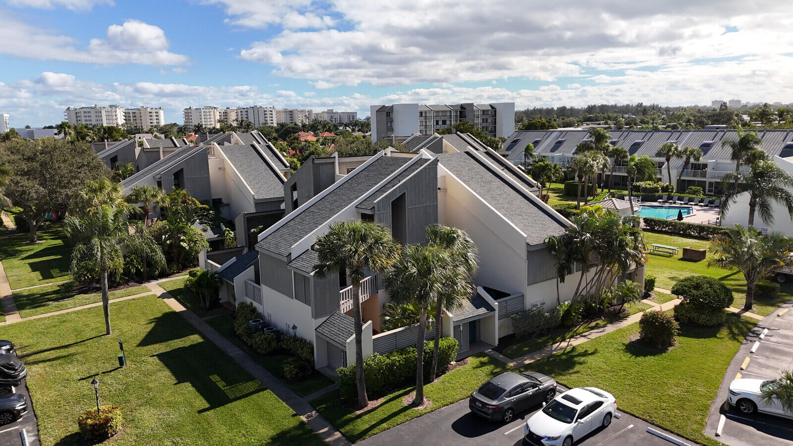 1605 S Us Highway 1 11c