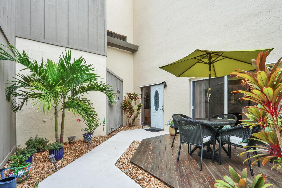 1605 S Us Highway 1 11c