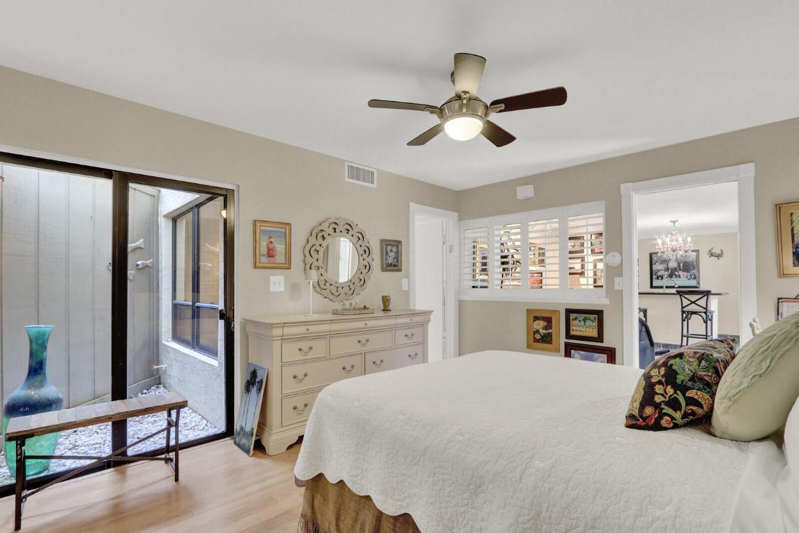 1605 S Us Highway 1 11c