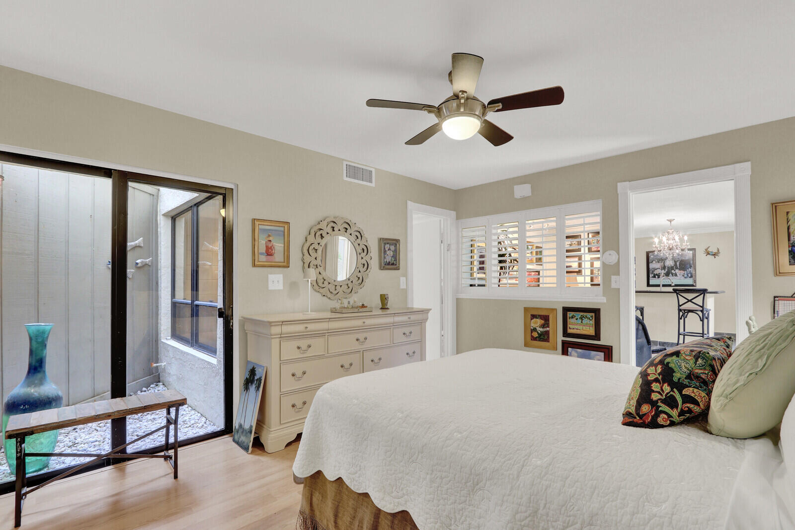 1605 S Us Highway 1 11c