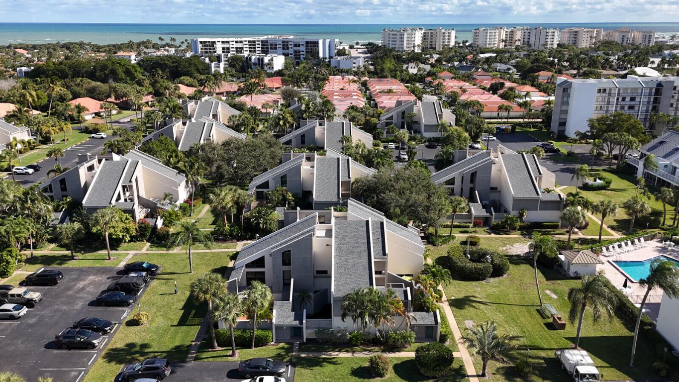 1605 S Us Highway 1 11c