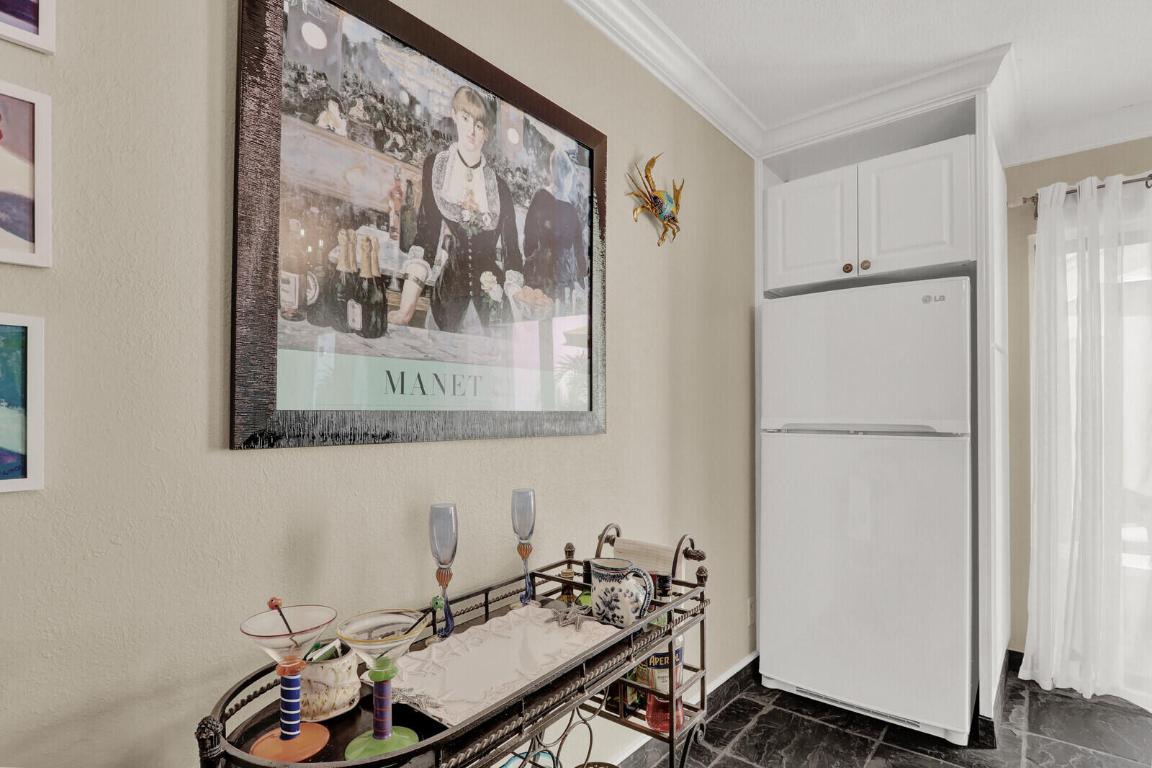 1605 S Us Highway 1 11c