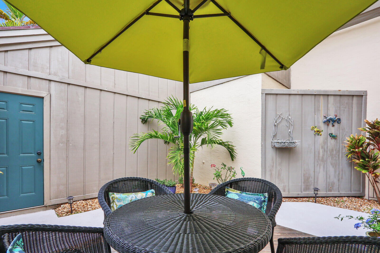 1605 S Us Highway 1 11c