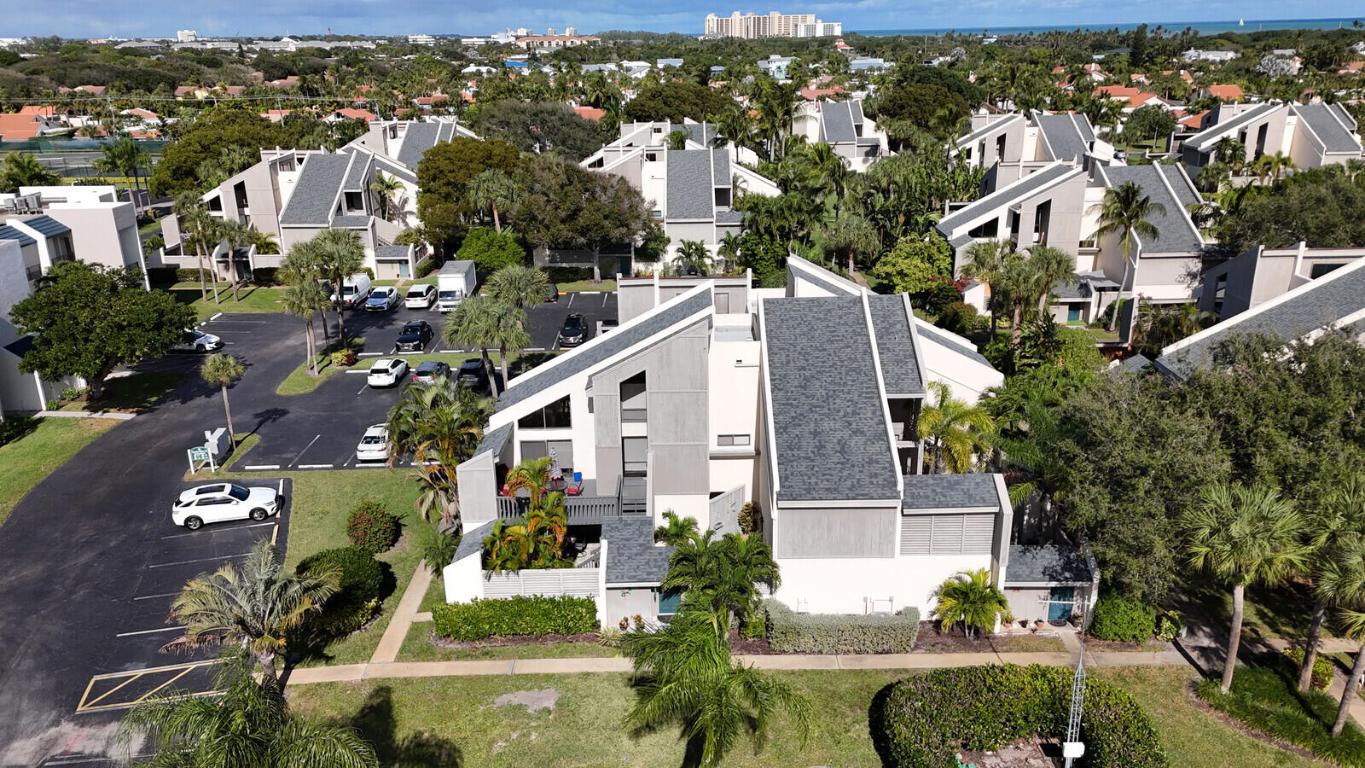 1605 S Us Highway 1 11c