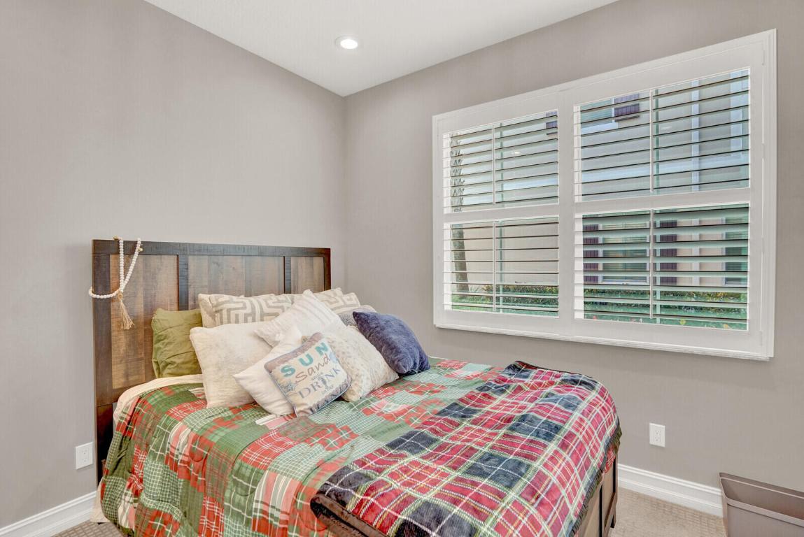 12029 Park Central, Royal Palm Beach