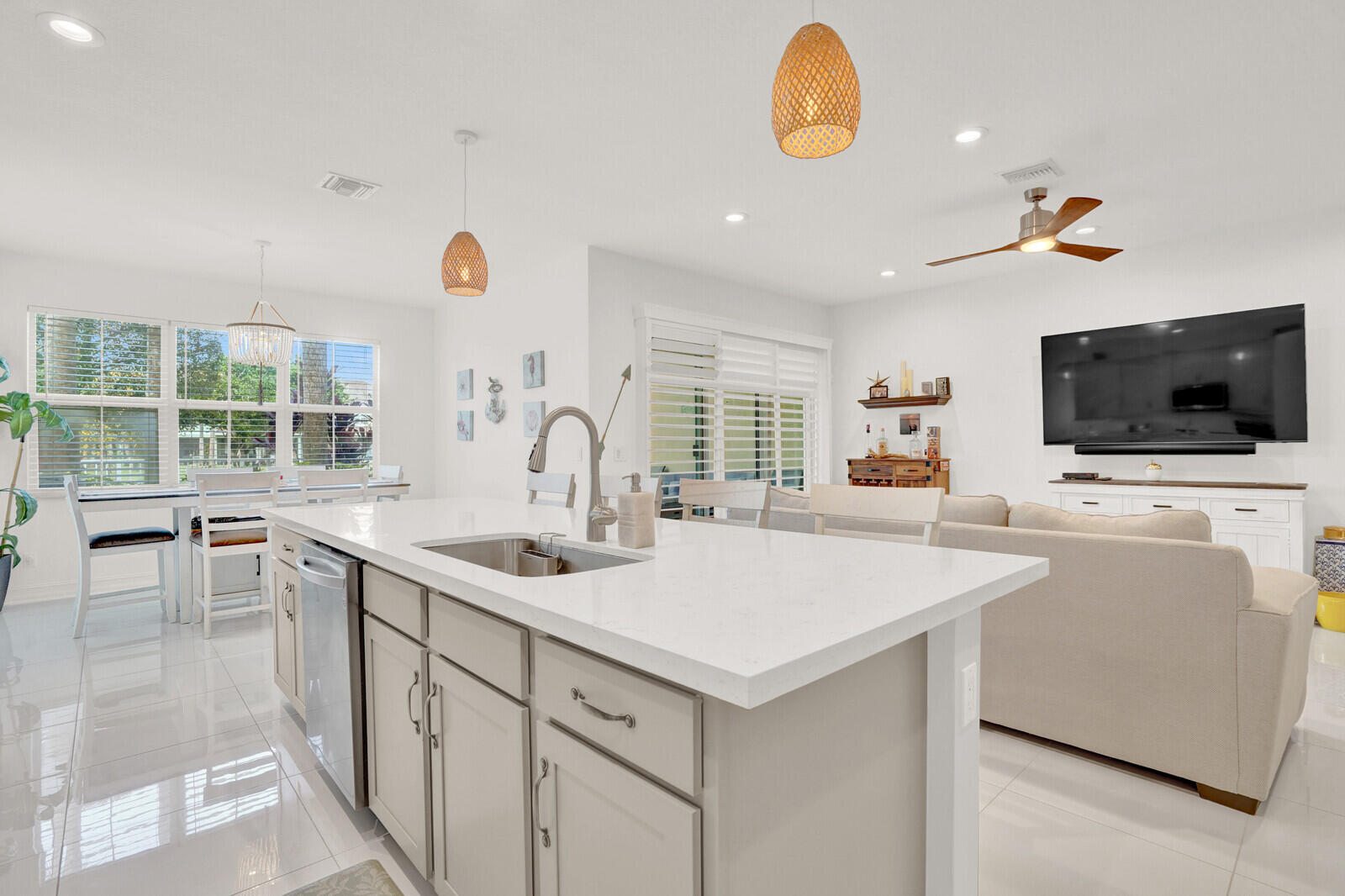 12029 Park Central, Royal Palm Beach