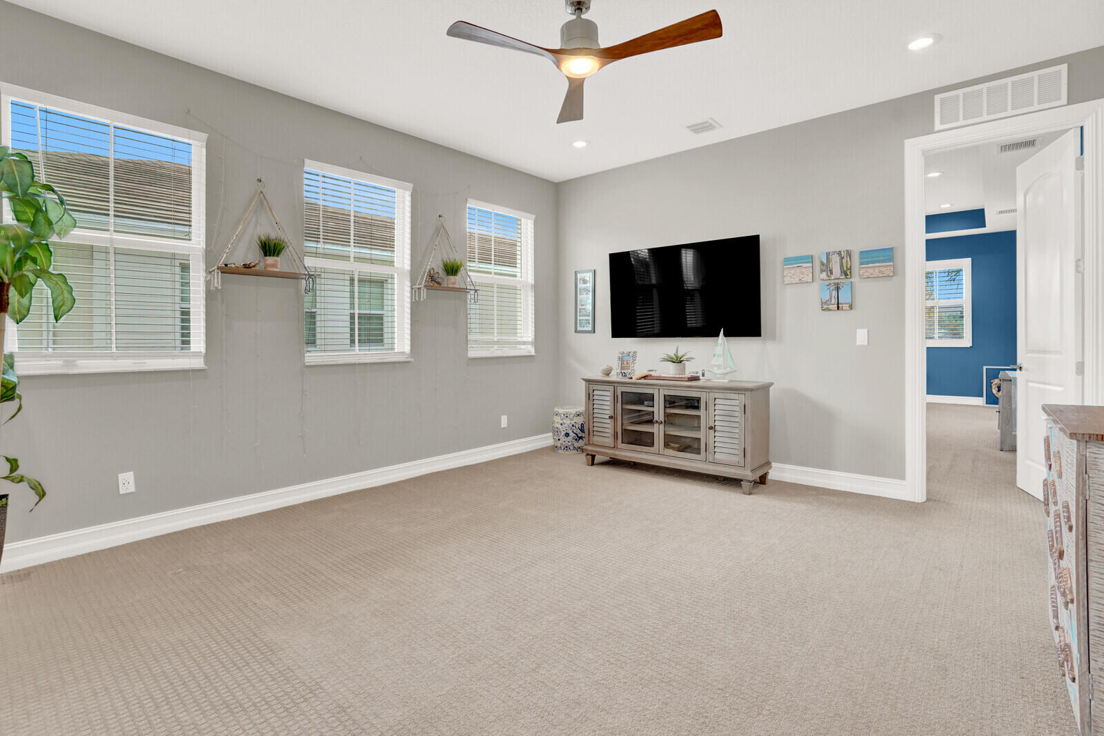 12029 Park Central, Royal Palm Beach