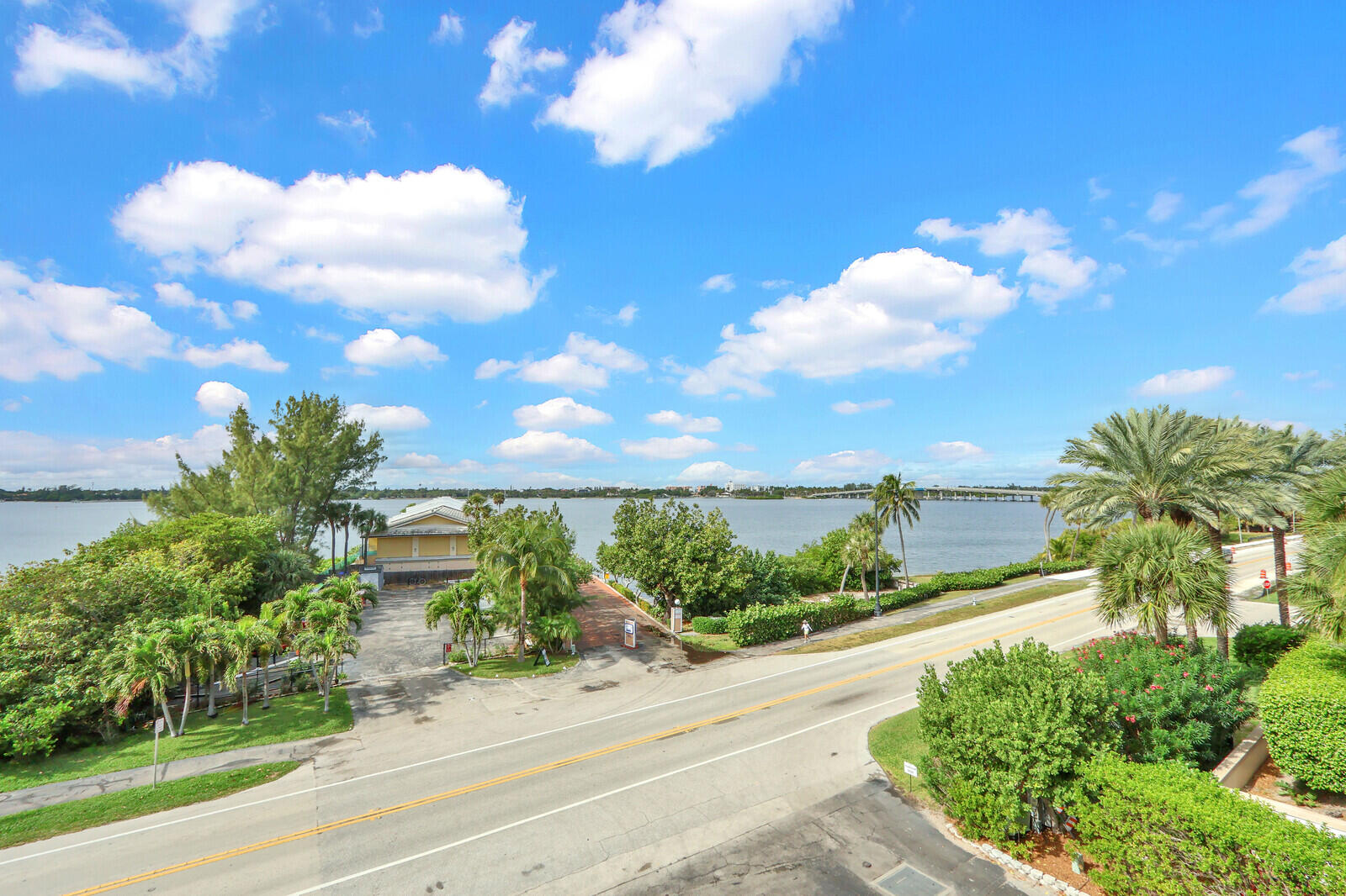 3030 S Ocean Boulevard S 332