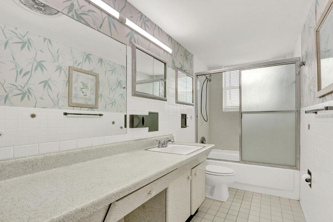 3030 S Ocean Boulevard S 332