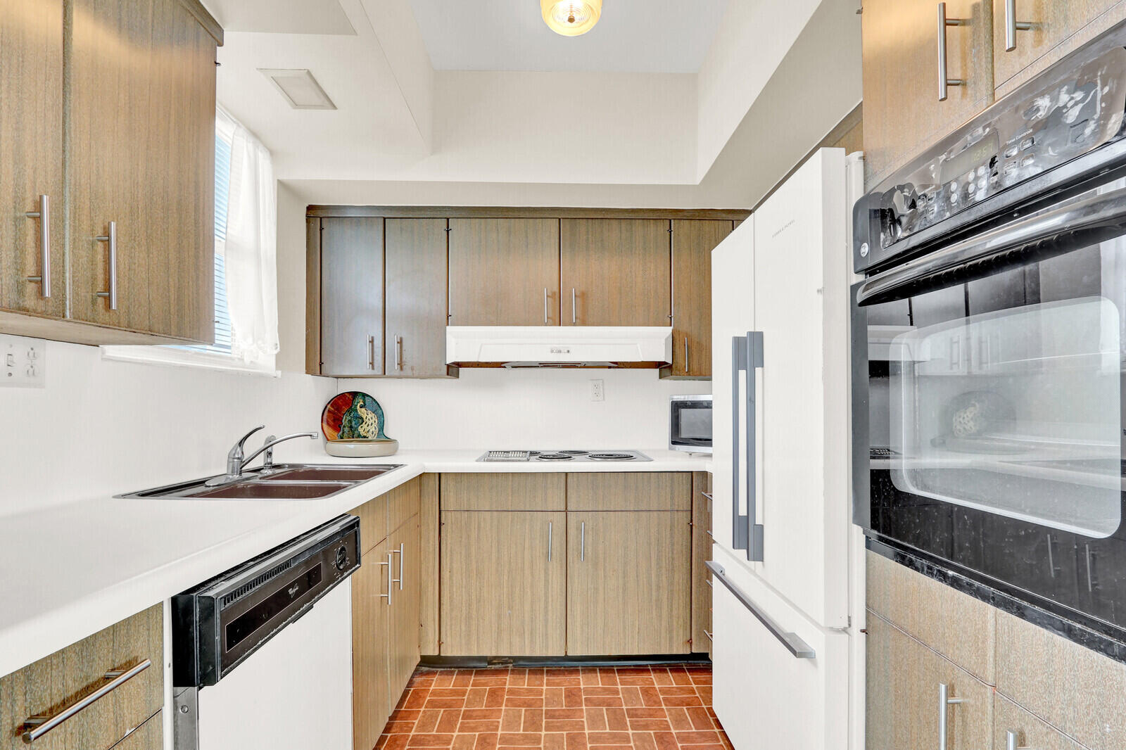 3030 S Ocean Boulevard S 332