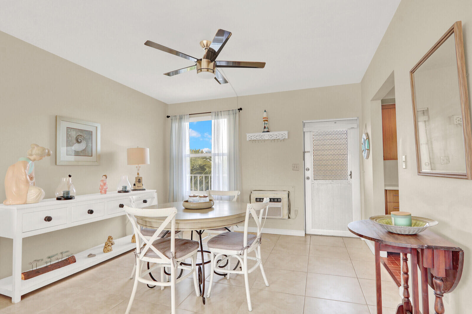 3030 S Ocean Boulevard S 332