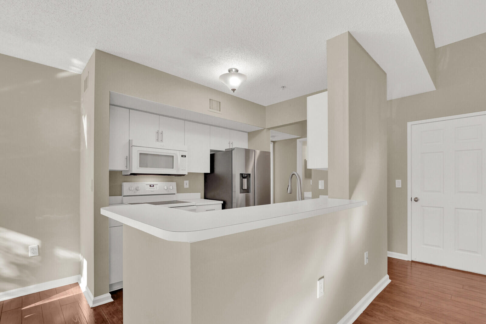 266 Village Boulevard 6303