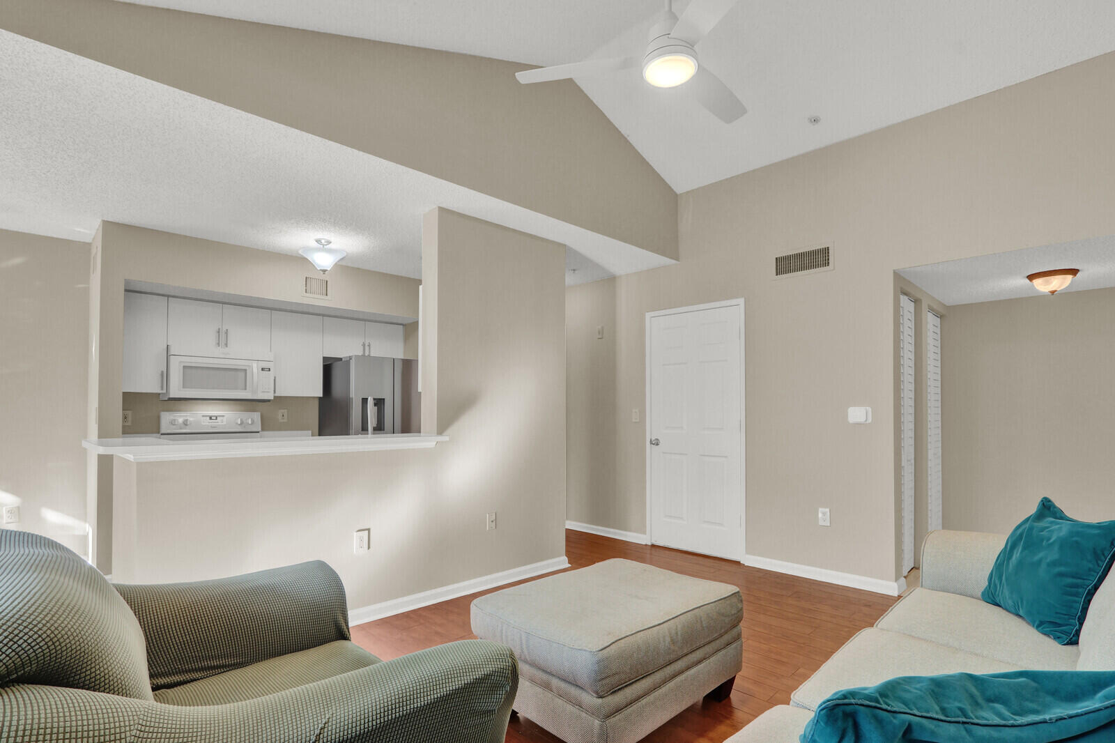 266 Village Boulevard 6303