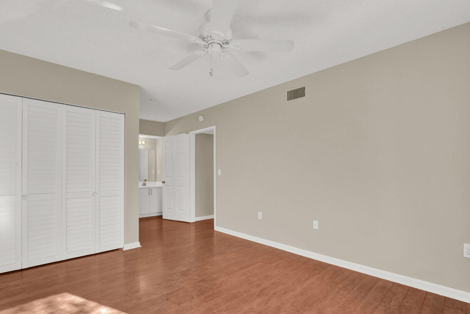 266 Village Boulevard 6303