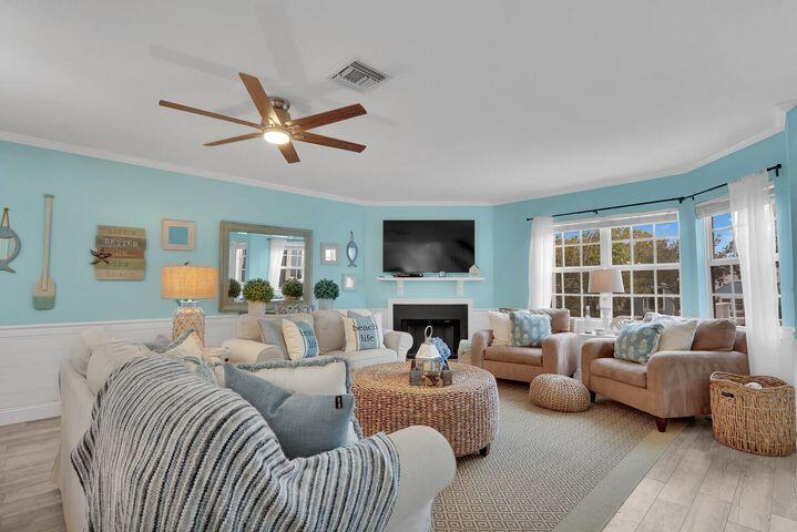 726 Ocean Dunes Circle