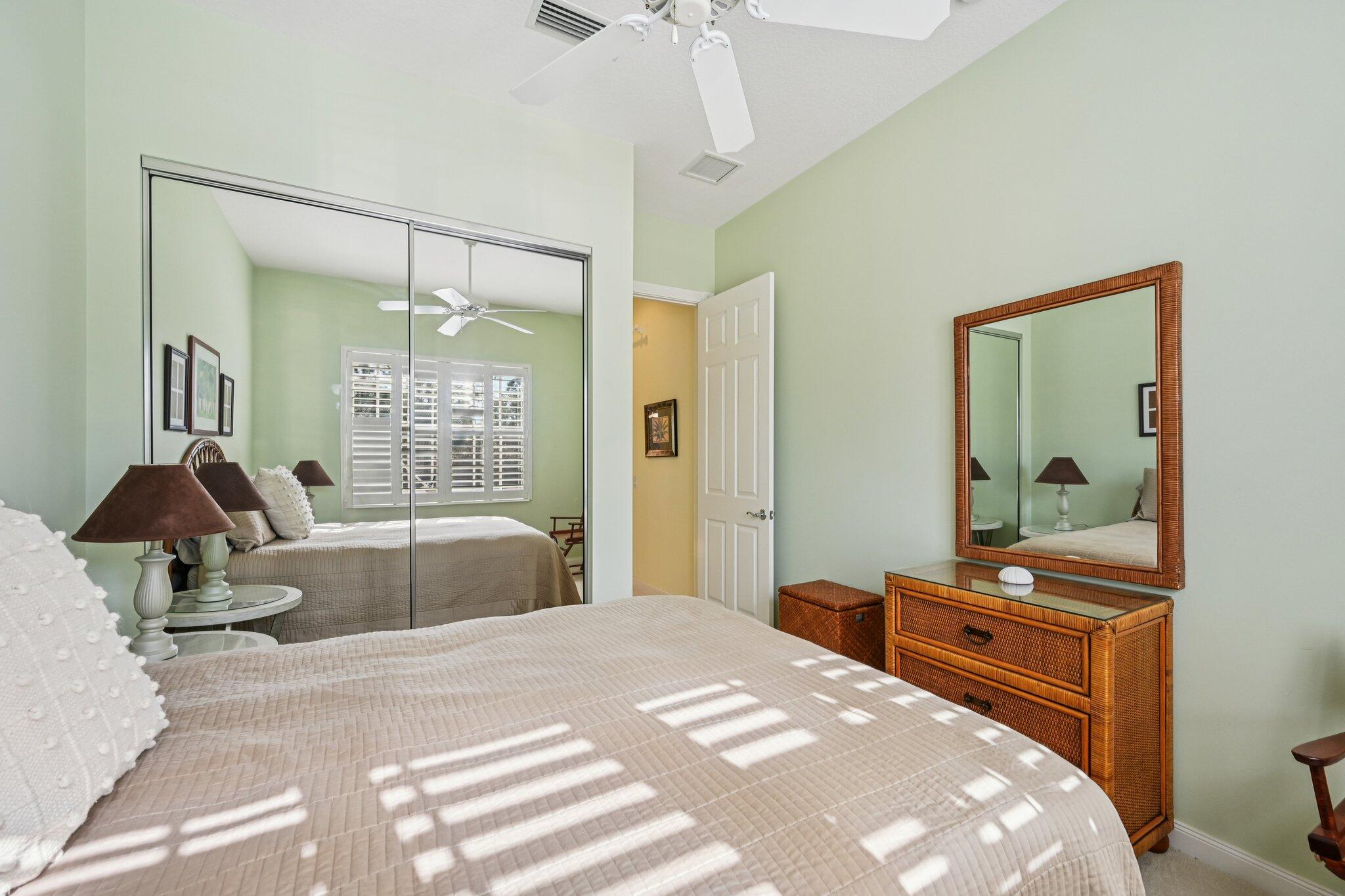 8693 SE Nicolete Lane