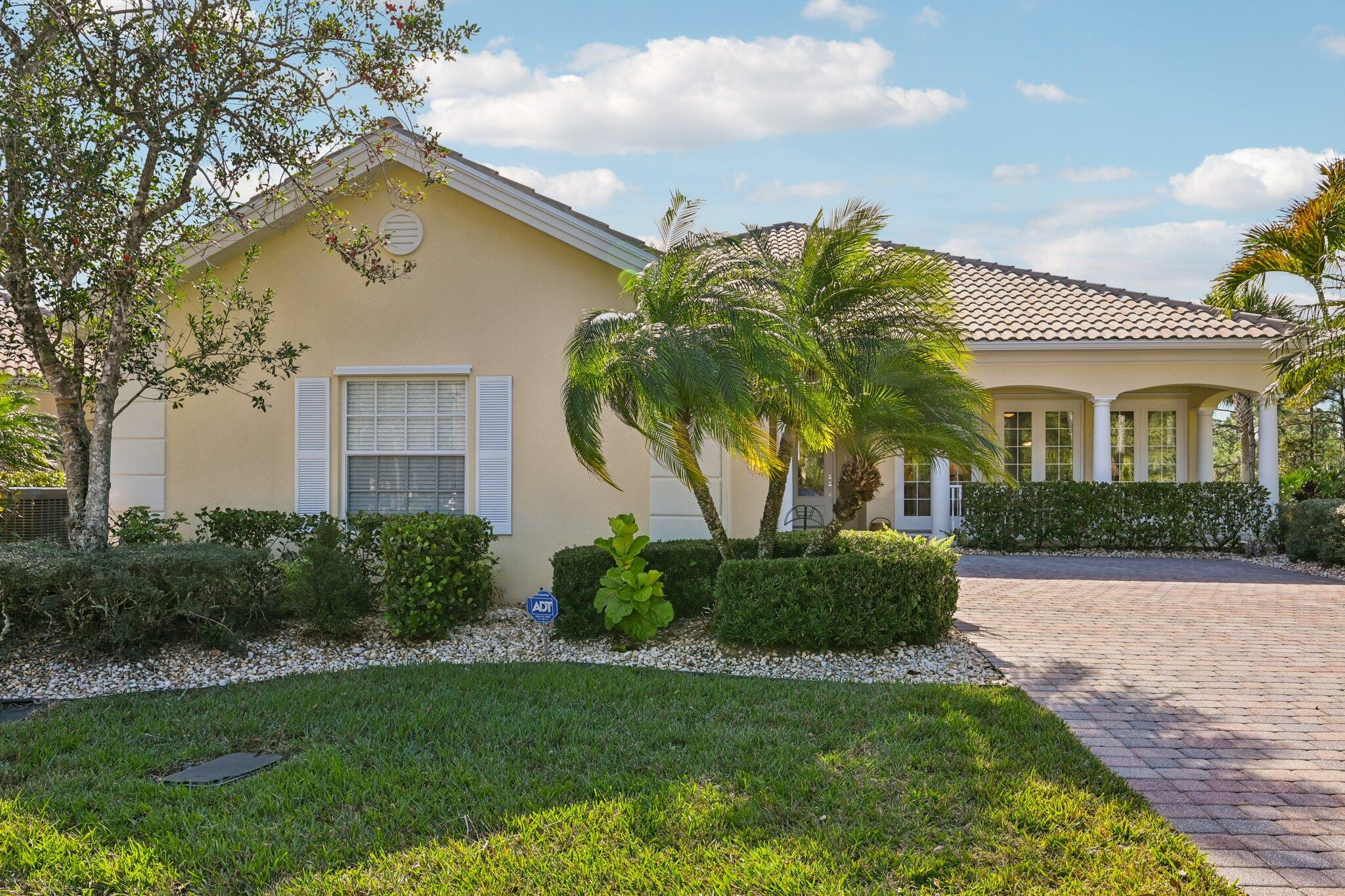 8693 SE Nicolete Lane