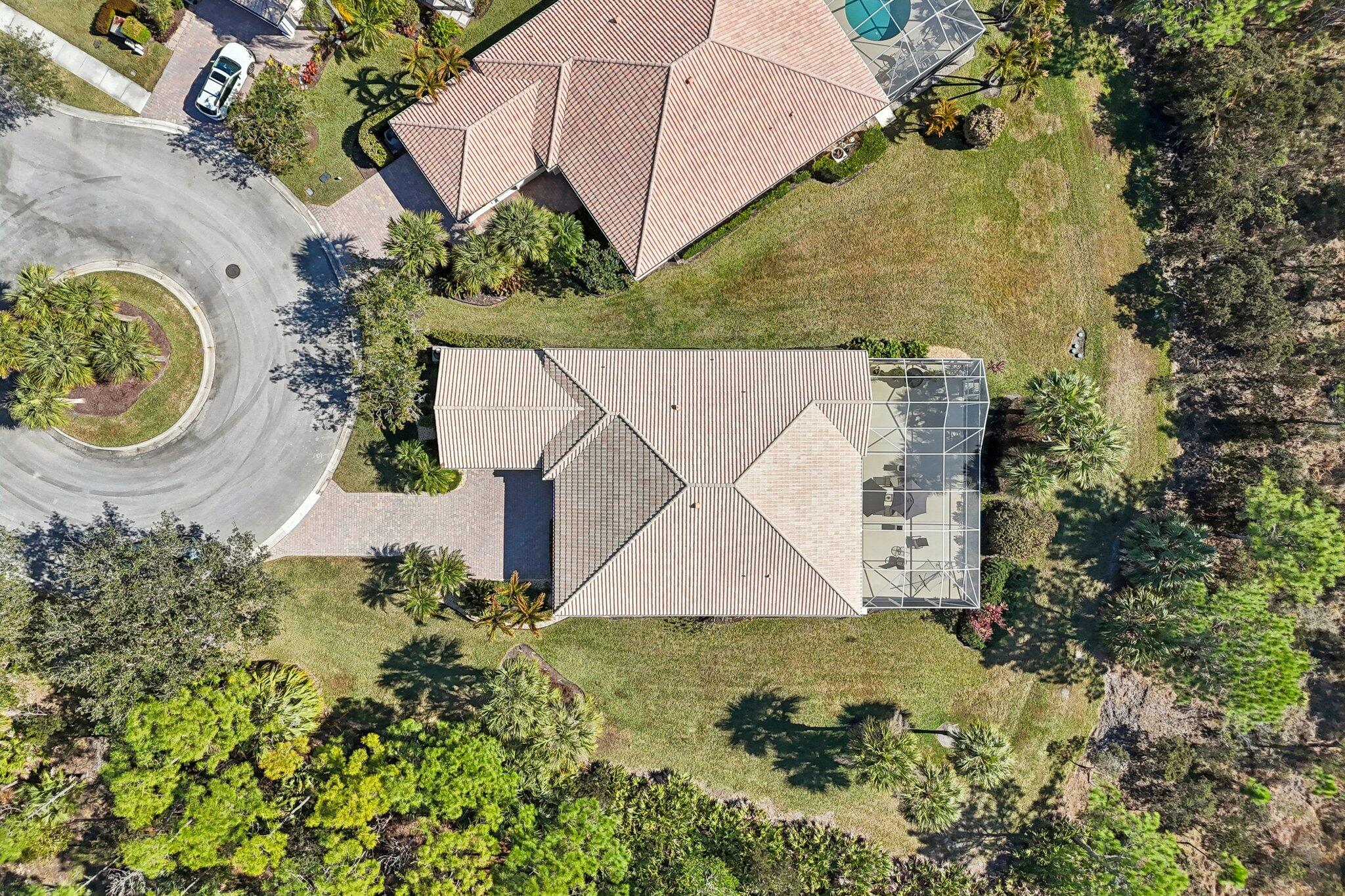8693 SE Nicolete Lane