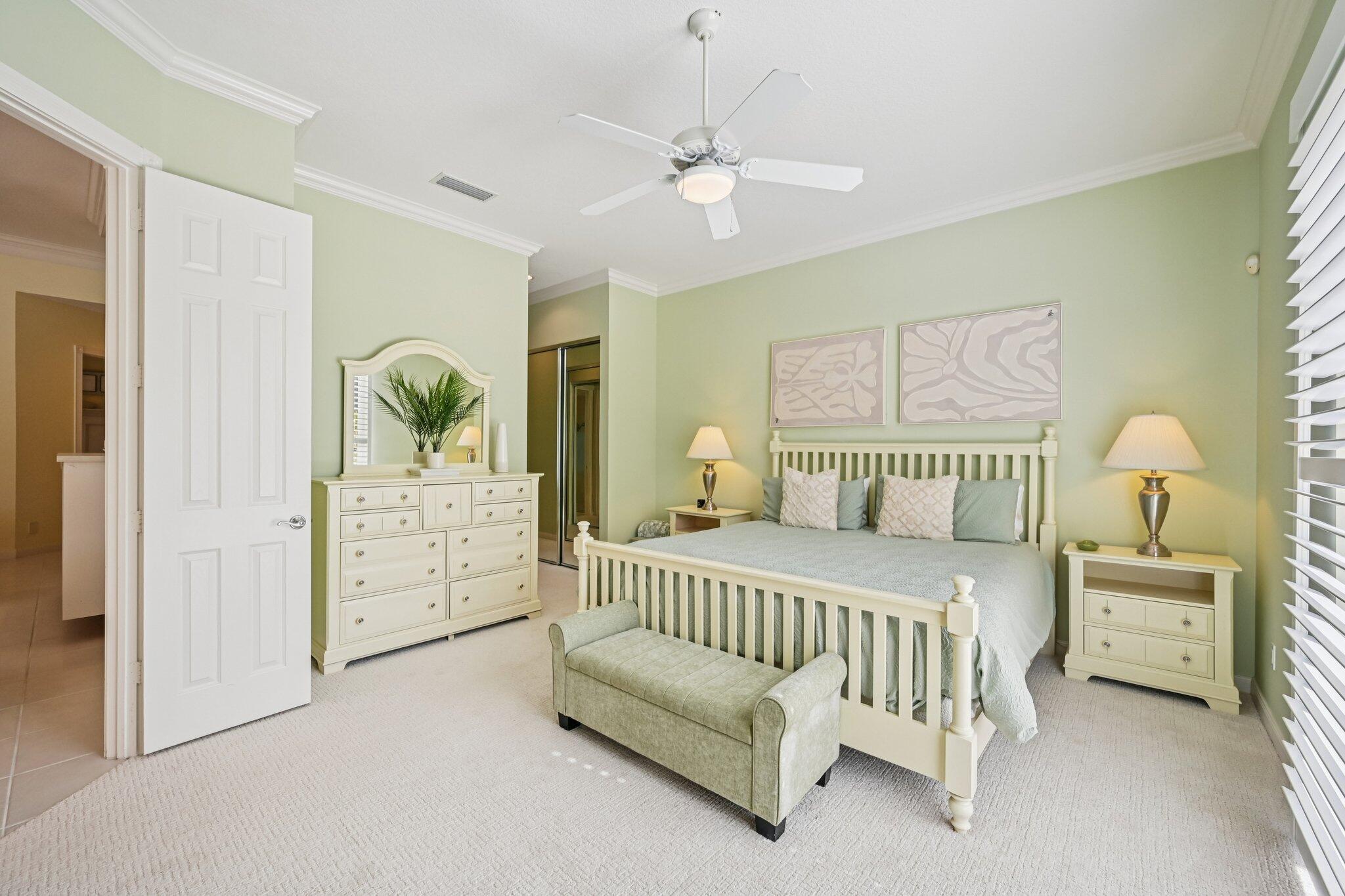 8693 SE Nicolete Lane