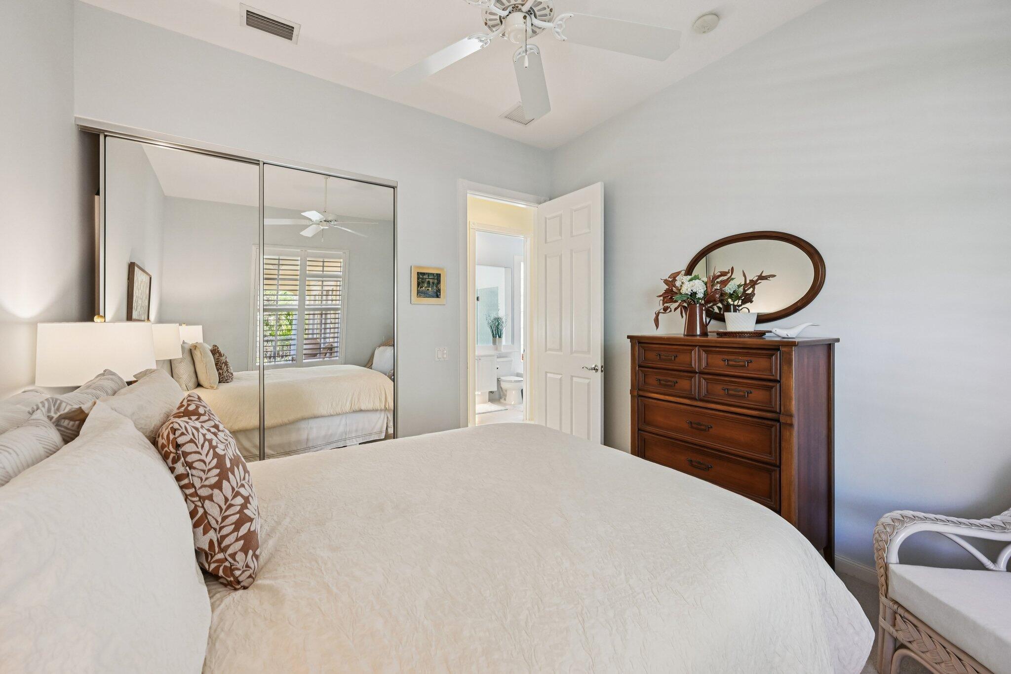 8693 SE Nicolete Lane