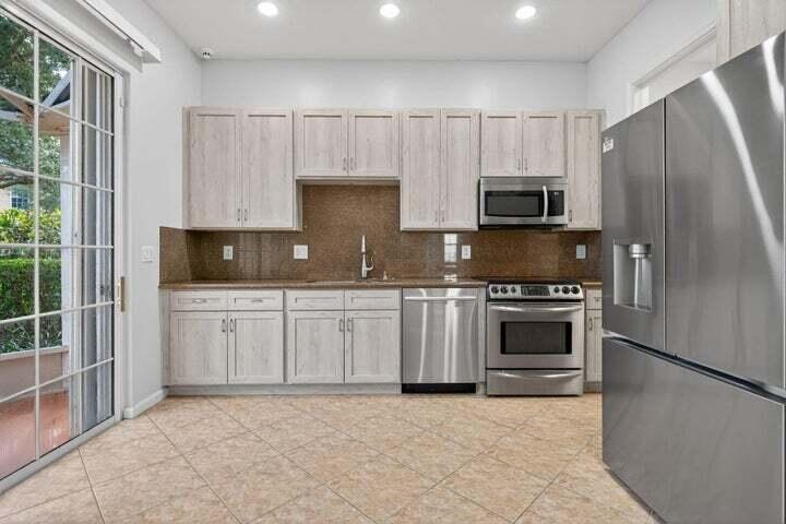 130 Mangrove Bay Way 130