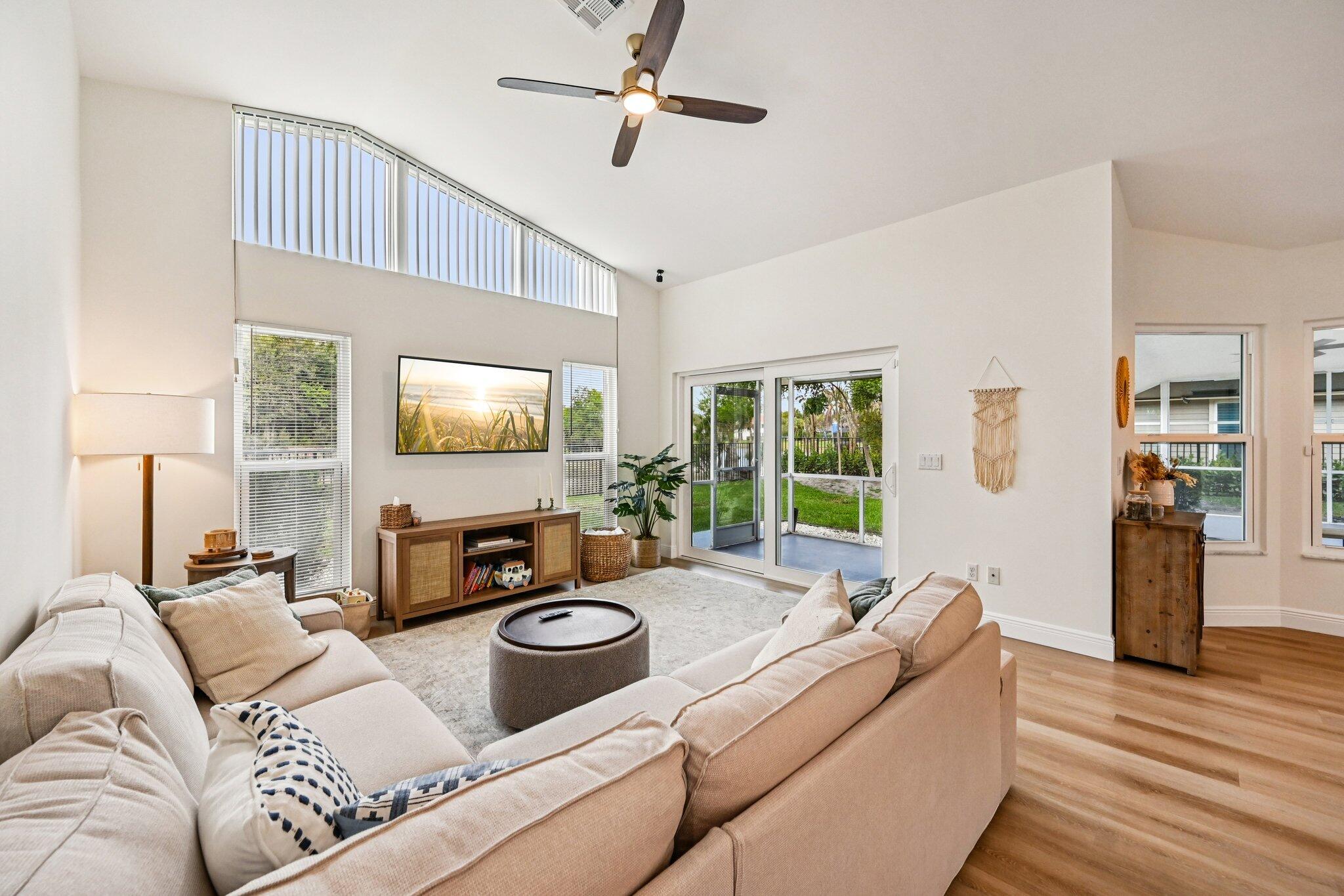 18295 Lake Bend Drive