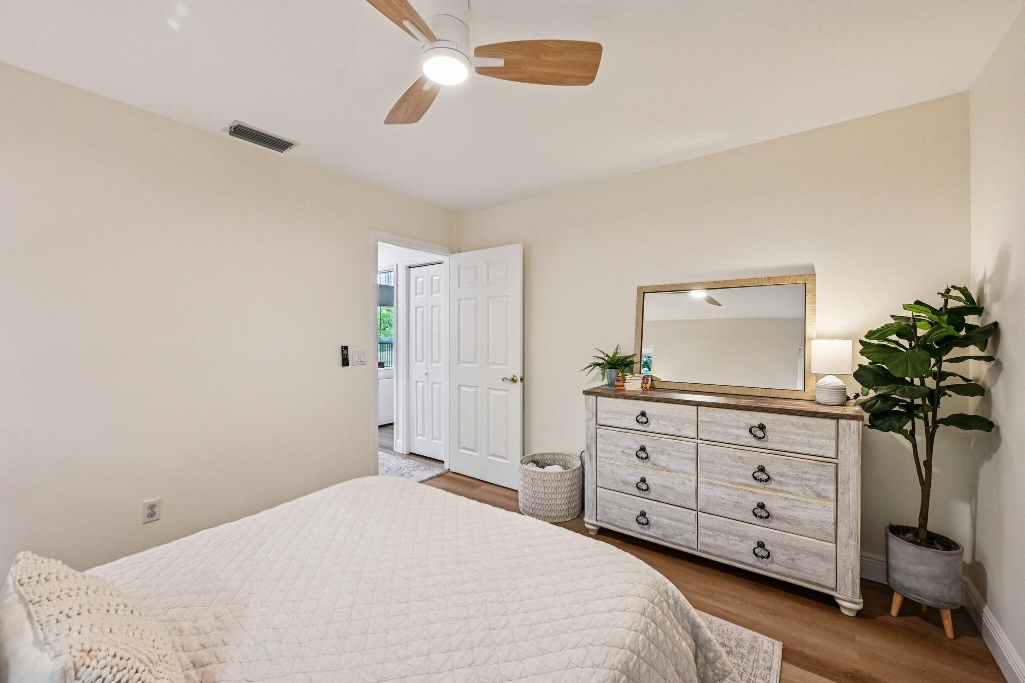 18295 Lake Bend Drive