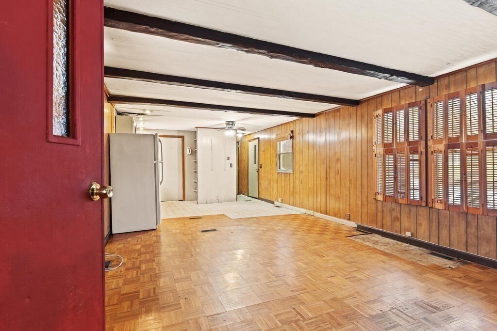 251 Newbury # 19
