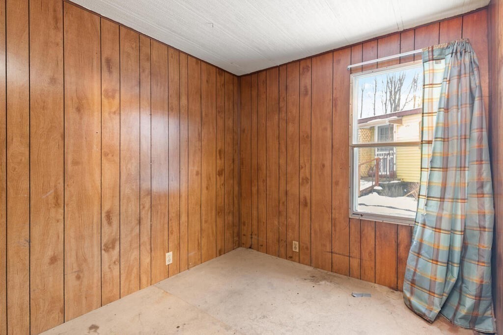 251 Newbury # 19