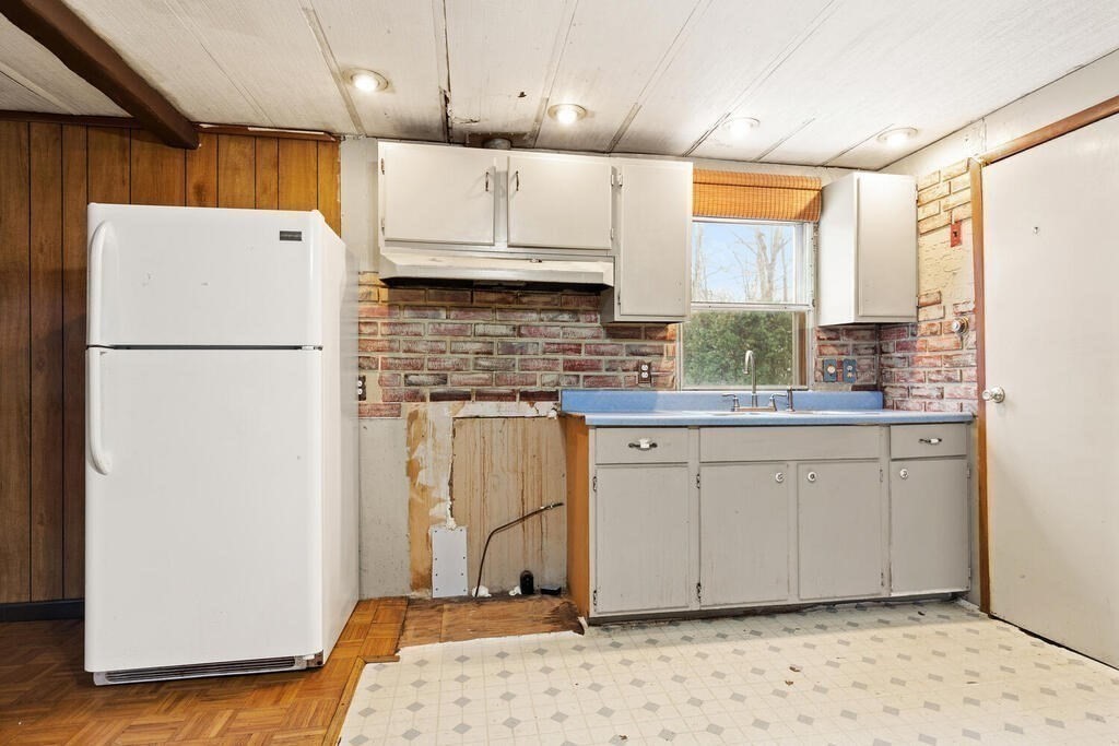 251 Newbury # 19