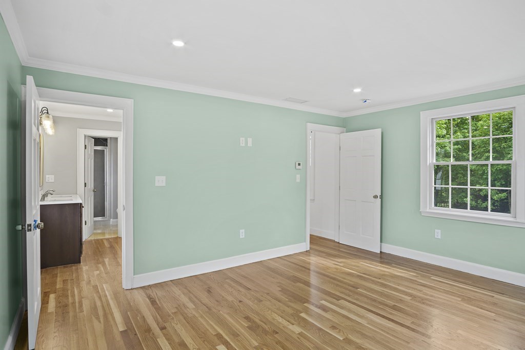 230 Winn St