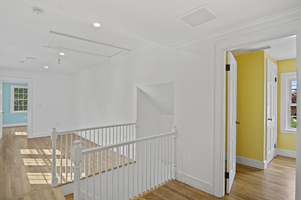 230 Winn St