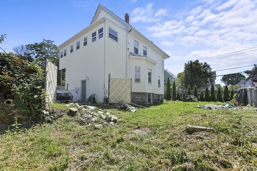 18 Grover St