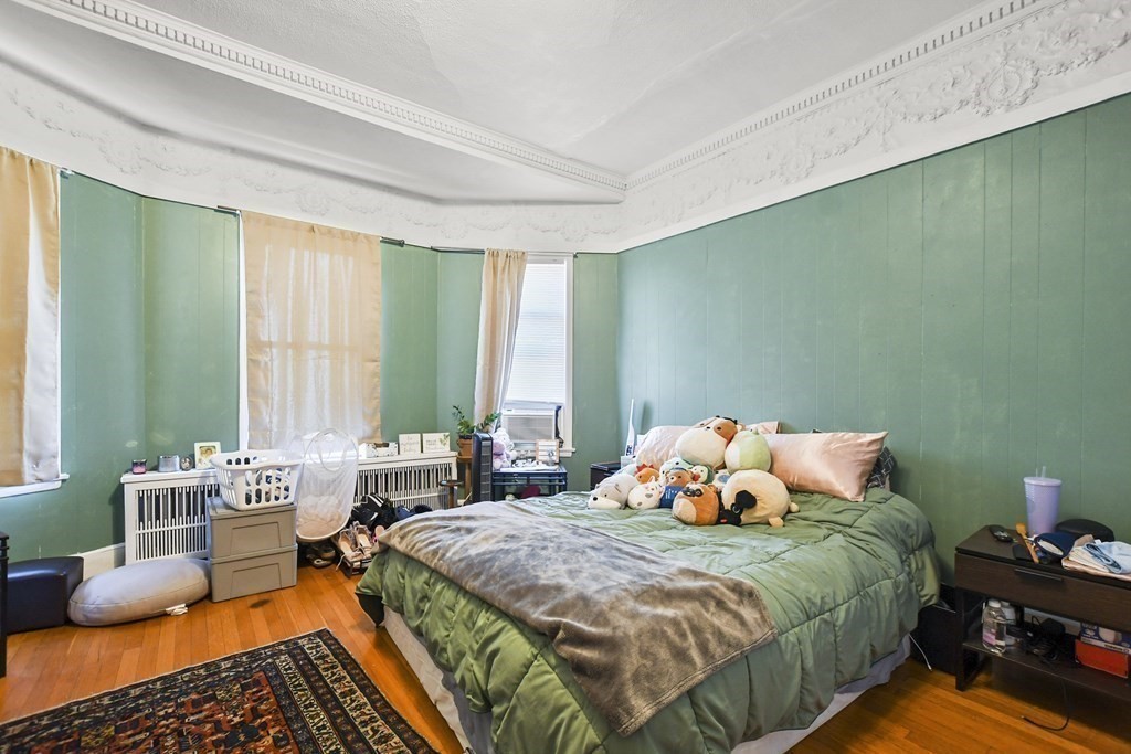 18 Grover St