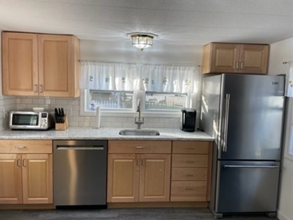 261C Newbury Street # 84C