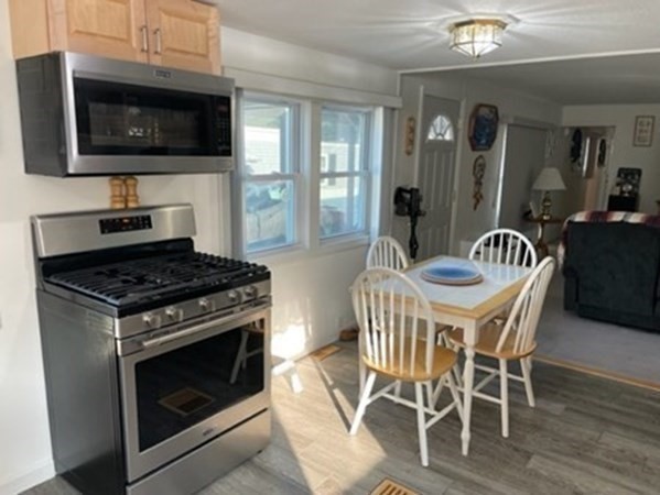 261C Newbury Street # 84C