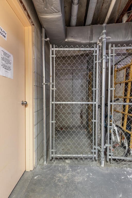 15 Ferry St # 4