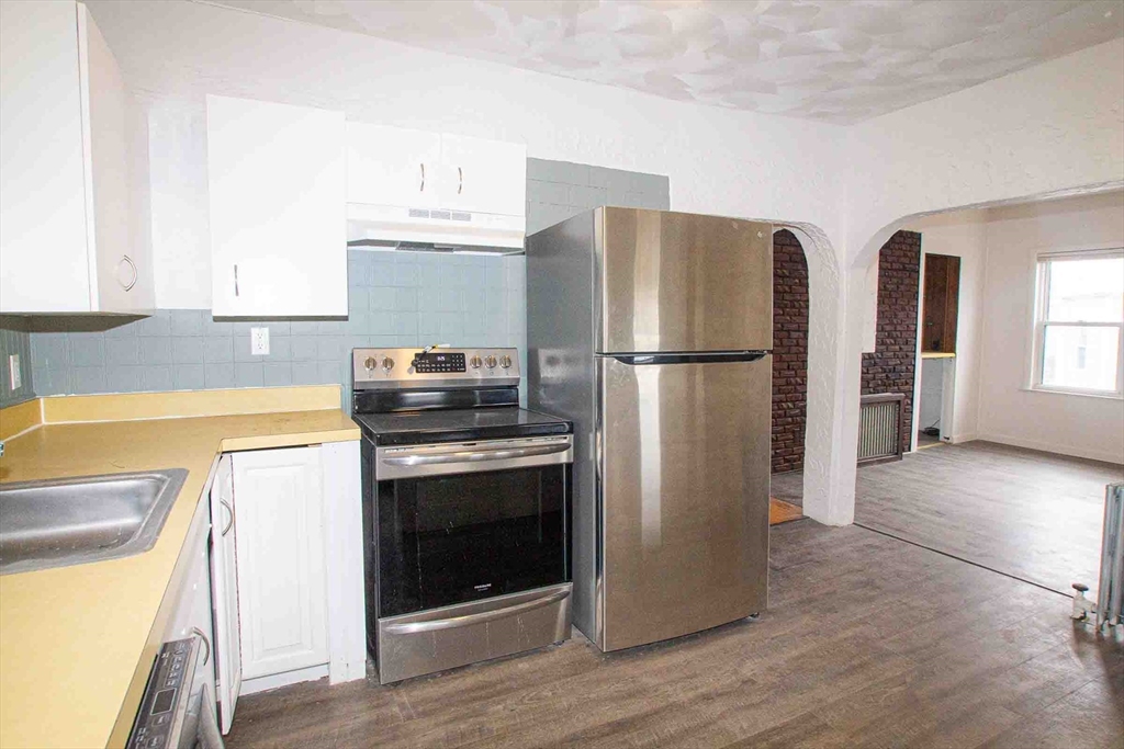 18 Grover St. # 2