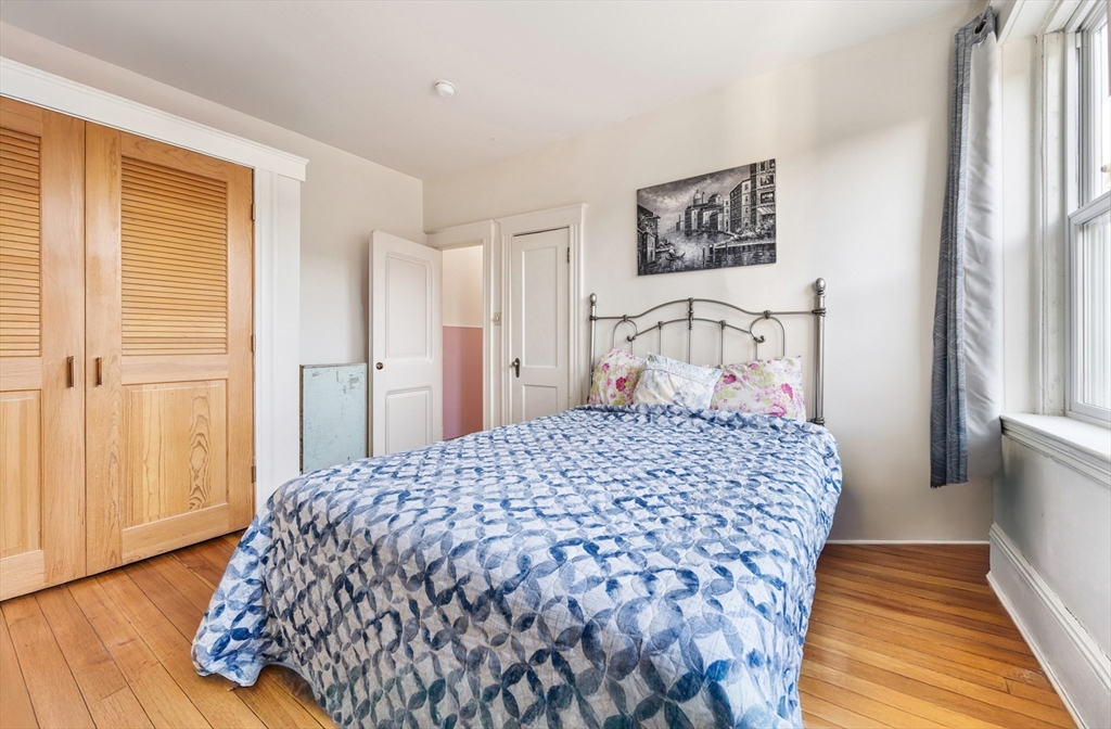18 Leavitt St # 2