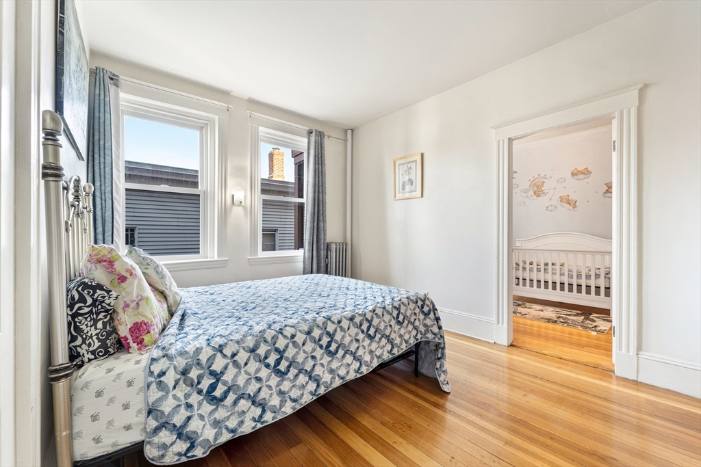 18 Leavitt St # 2