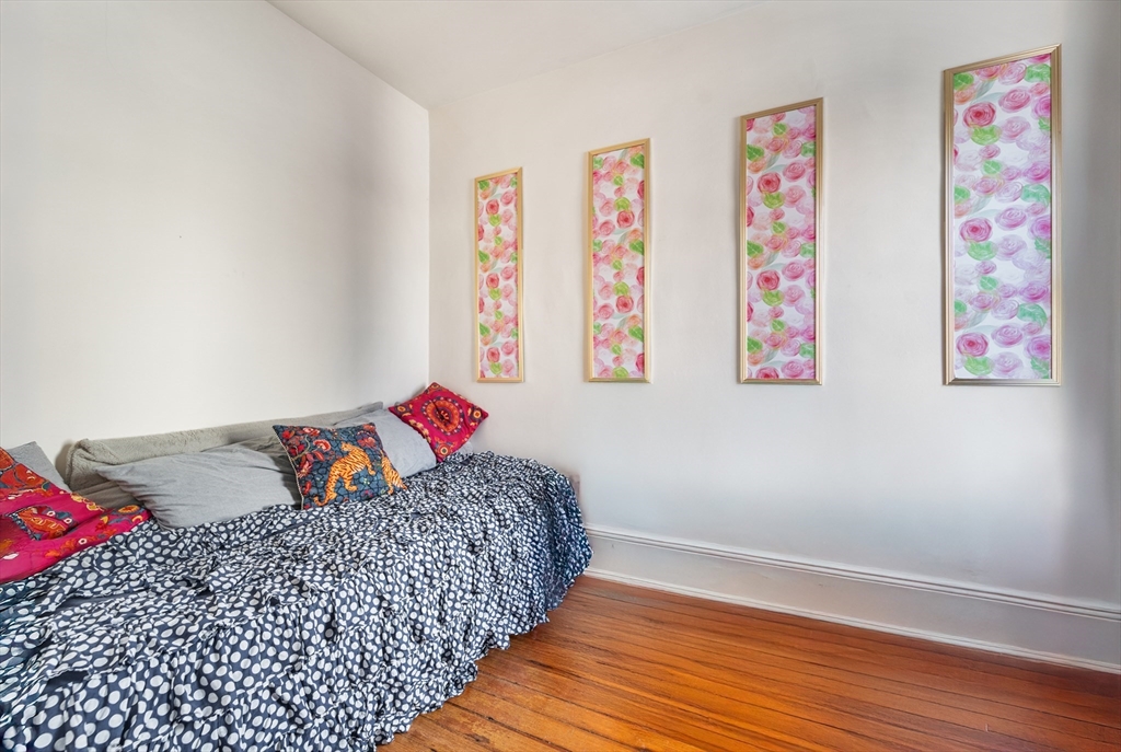 18 Leavitt St # 2