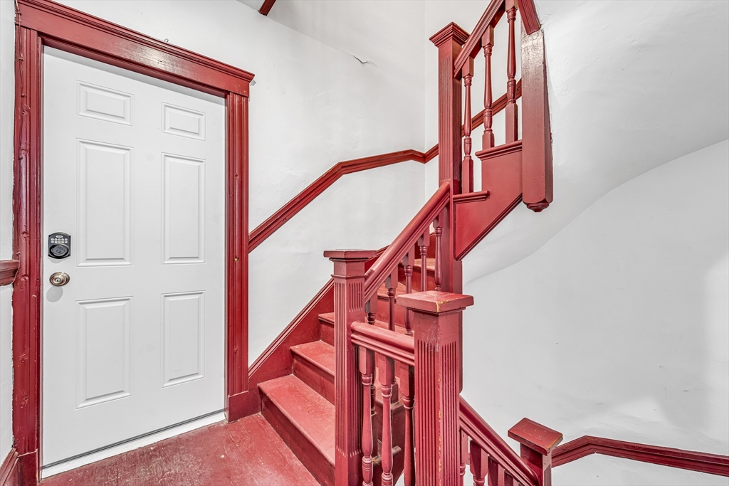 64 Topliff St # 2