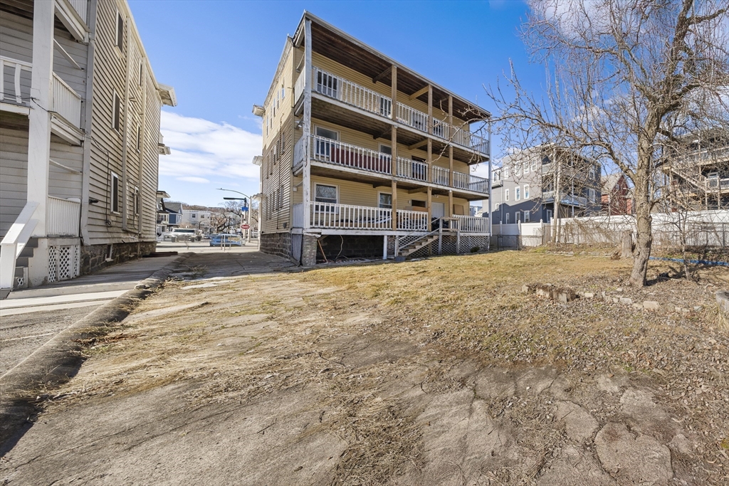 64 Topliff St # 2