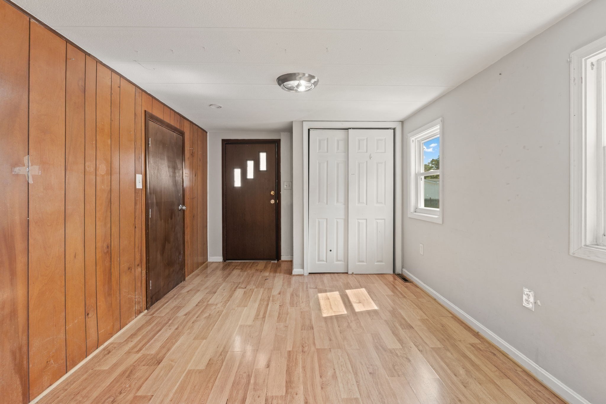 685 Broadway # 56